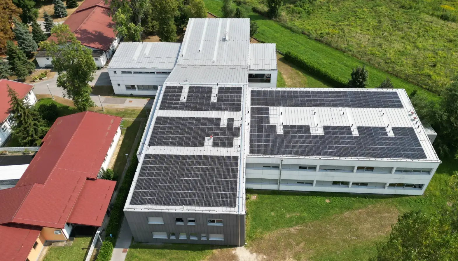 Solarna elektrana na krovu Klinika za psihijatriju Sveti Ivan