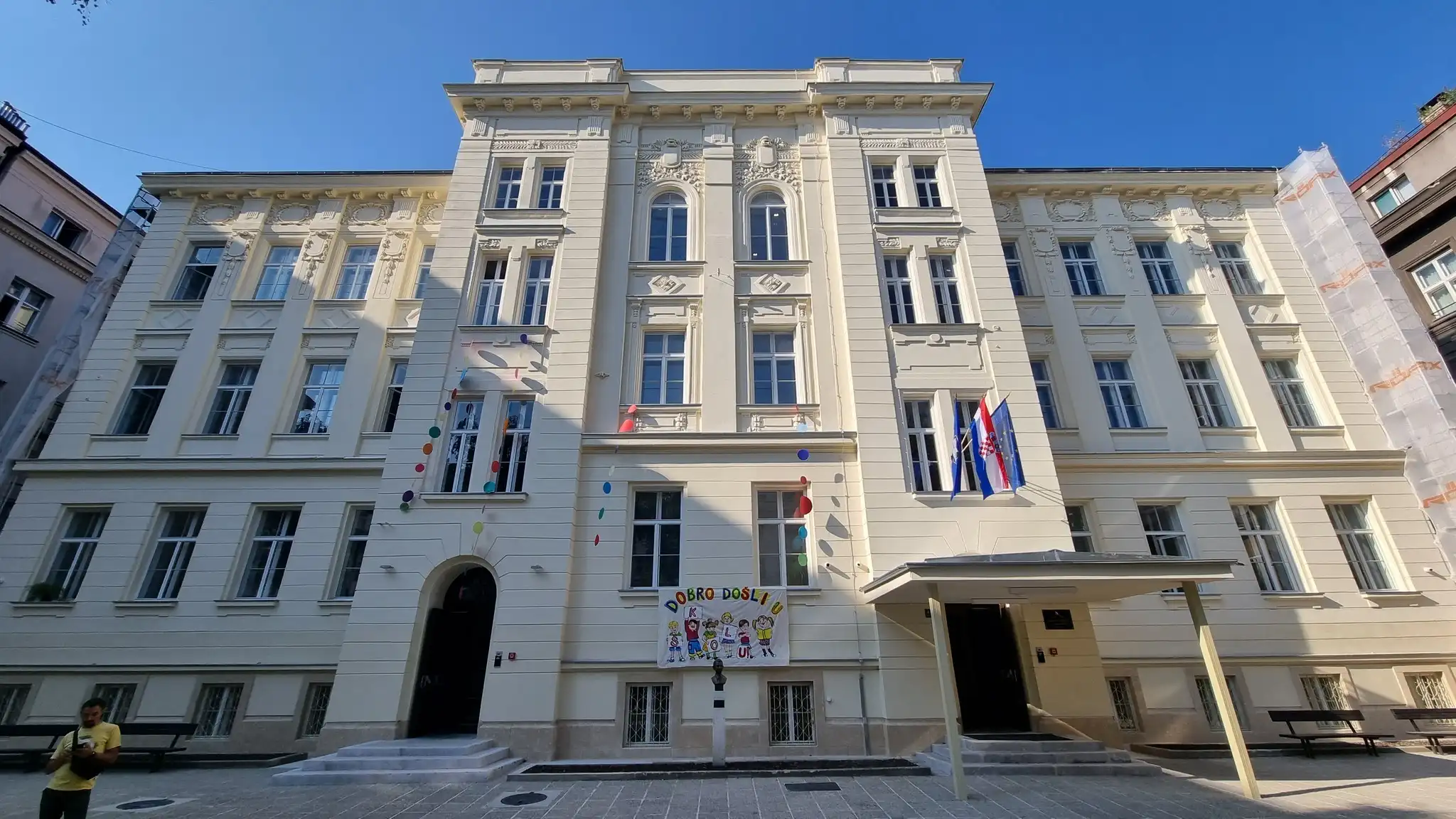  Osnovna škola dr. Ivan Merz